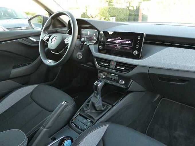 SKODA Scala 1.0 TSi 115pk Automaat Business Luxe Camera '25 14000km (37285)