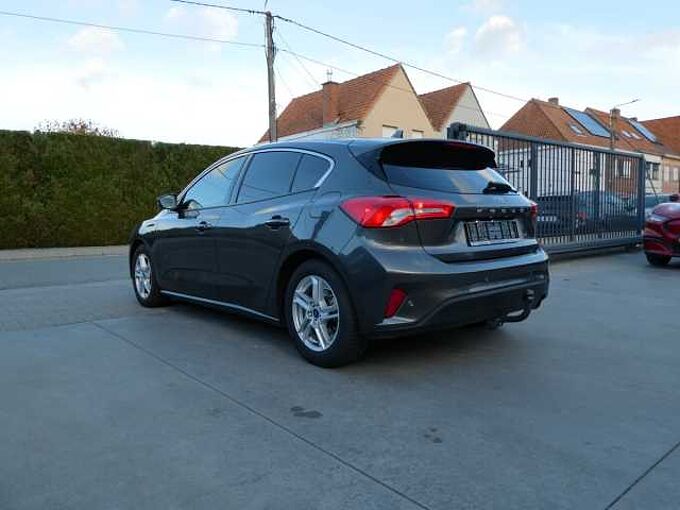 Ford Focus 5d 1.0 i benzine 100pk Titnaium Trekhaak (68275)