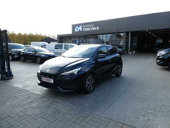 MG MG3 1.5 Hybrid+ 195pk Luxury Luxe 360 Cam BLIS ACC Leder '25 (41989)