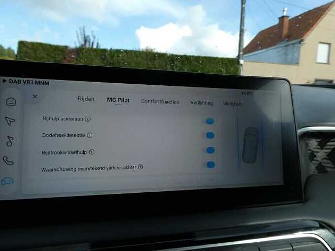 MG MG3 1.5 Hybrid+ 195pk Luxury Luxe 360 Cam BLIS ACC Leder '25 (41989)