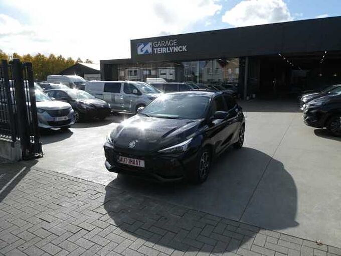 MG MG3 1.5 Hybrid+ 195pk Luxury Luxe 360 Cam BLIS ACC Leder '25 (41989)