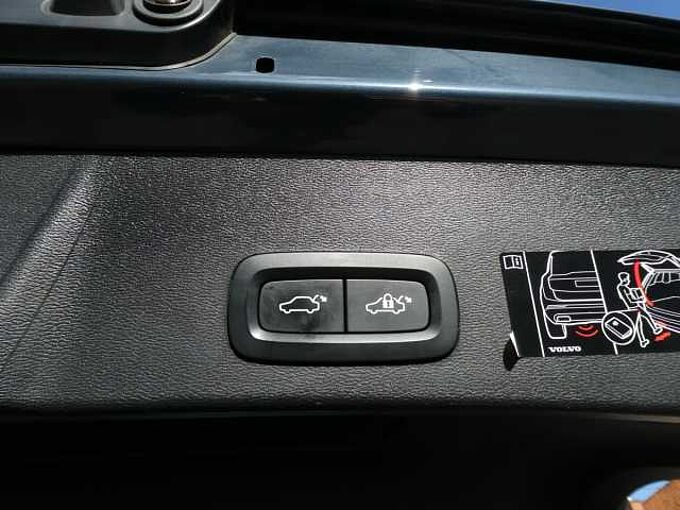Volvo XC40 T5 1.5 i PHEV 260pk Automaat Inscription ACC BLIS Leder Cam (54320)