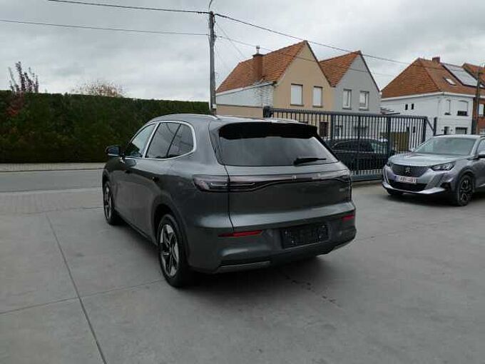 Geely E5 218pk Automaat Pro ACC BLIS Leder 360 Cam Stock (51415)