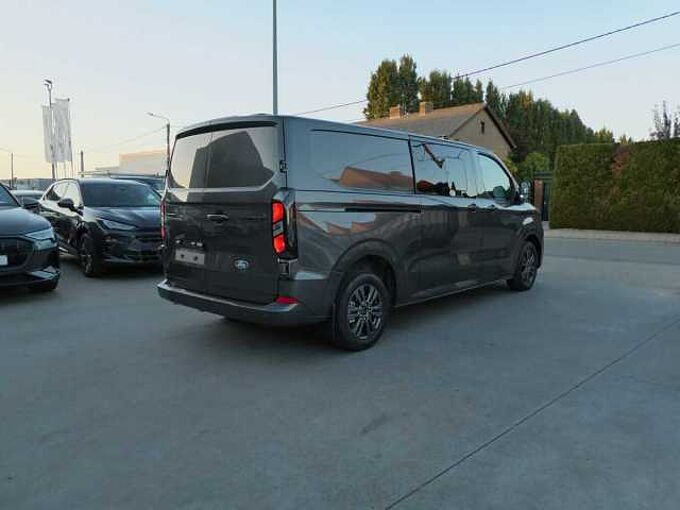 Ford Transit Custom L2 Multi-Use 5pl 2.0 TDCi 136pk Limited BLIS ACC 360° Trekhaak
