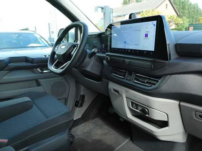 Ford Transit Custom L2 Multi-Use 5pl 2.0 TDCi 136pk Automaat Limited KLEP BLIS ACC 360&deg; Trekhaak