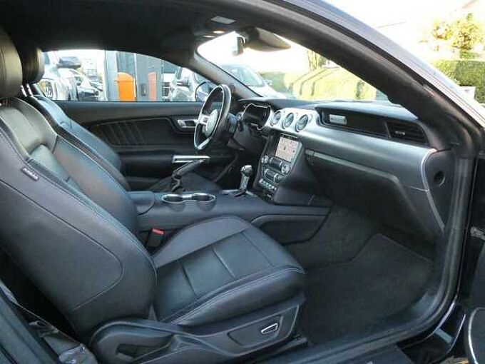Ford Mustang Coupe 2.3 i Ecoboost 290pk Automaat Black Edition '18 96000km (33916)