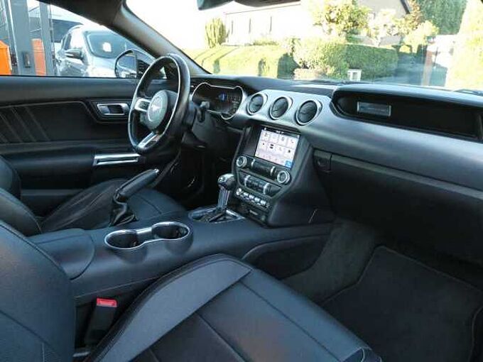 Ford Mustang Coupe 2.3 i Ecoboost 290pk Automaat Black Edition '18 96000km (33916)