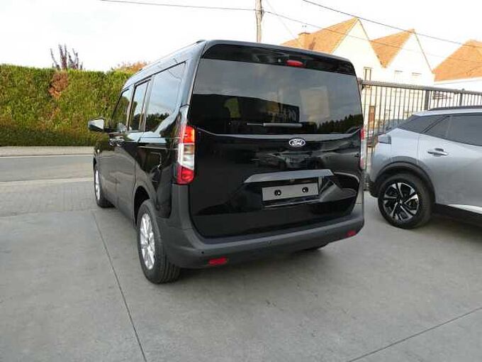 Ford Tourneo Courier 1.0 i benzine 125pk Automaat Titanium Camera Stock (68003)
