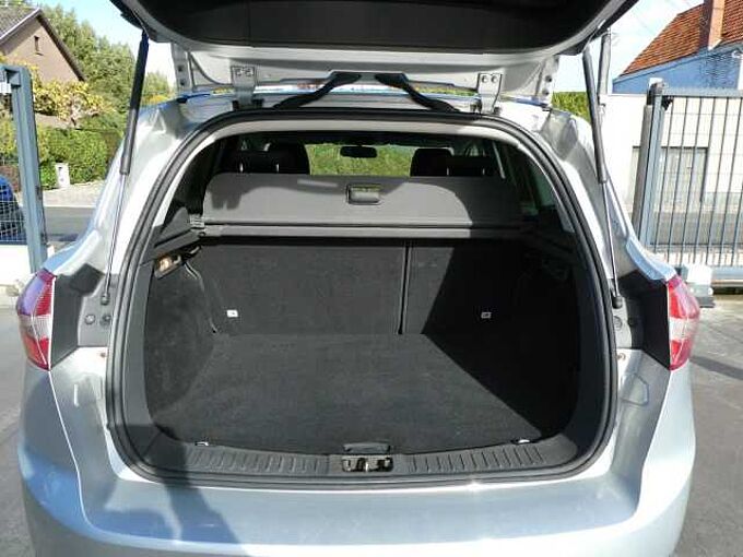 Ford Kuga 2.0 TDCi 136pk Business Luxe Trekhaak euro 5 garantie (25764)